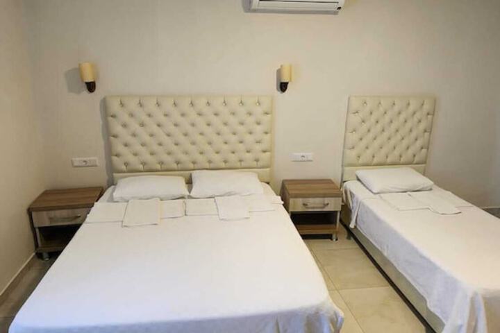 Room 2 of 51