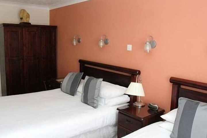 Room 5 of 21