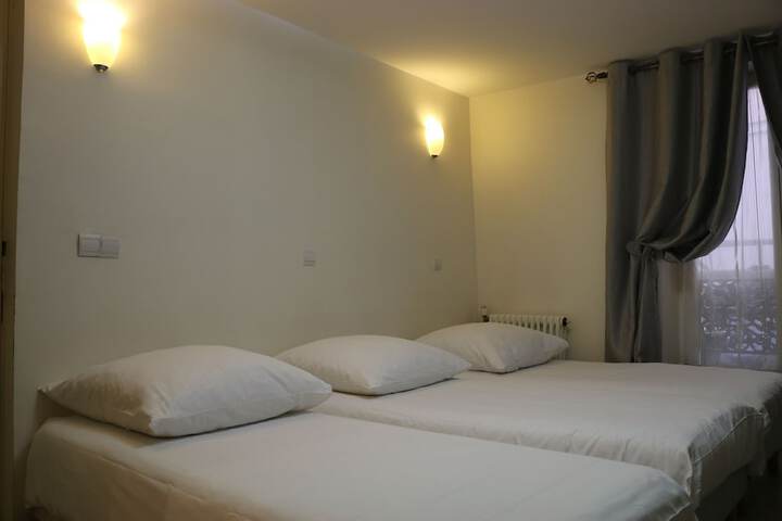 Room 8 of 52