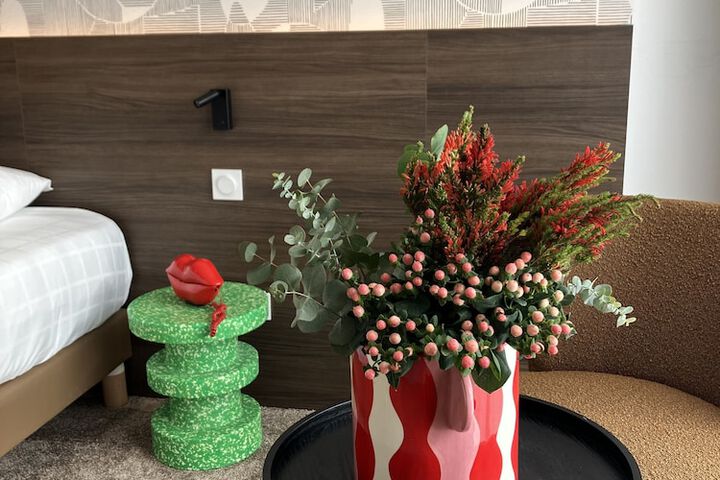Room 9 of 40