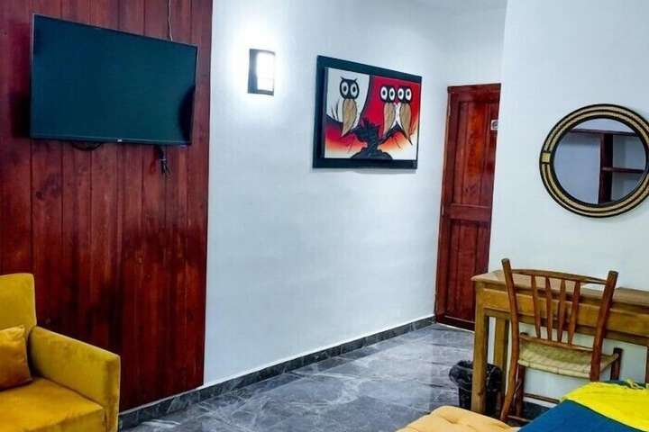 Room 100 of 119
