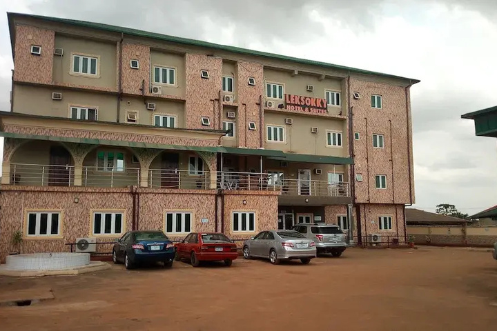 Lekosokky Hotel and Suites