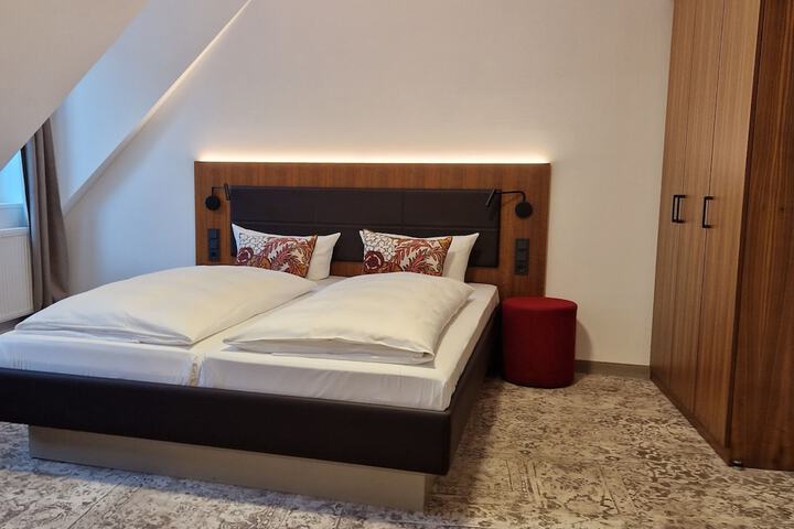 Room 39 of 135