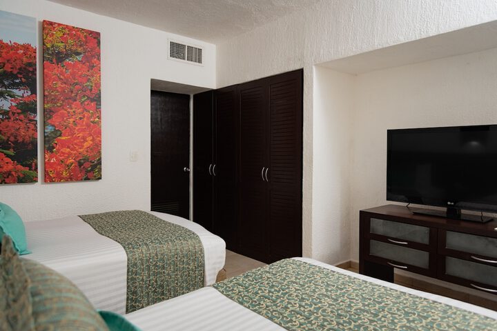 Room 19 of 52