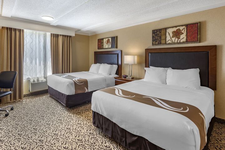 Room 10 of 65