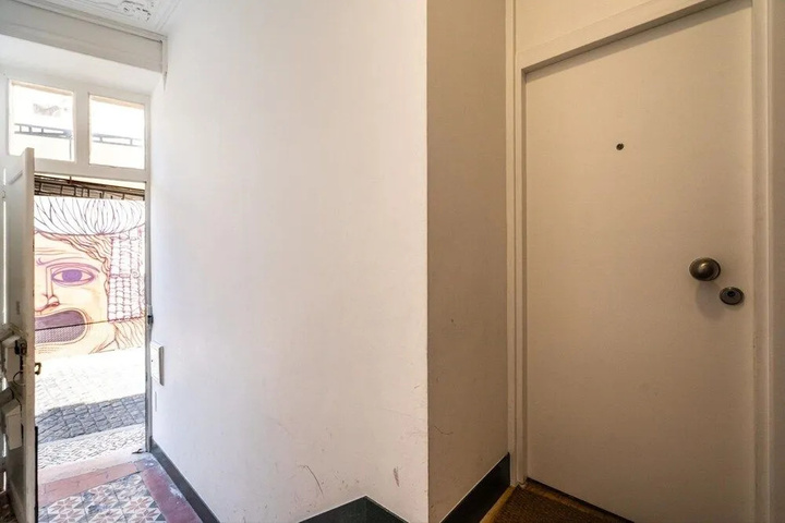 Room 2 of 15