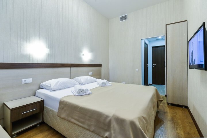 Room 8 of 21