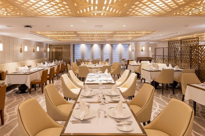 Dining 68 of 106