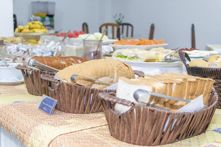 Dining 50 of 63