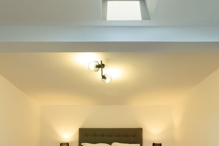 Room 16 of 31