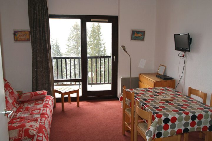 Room 28 of 314