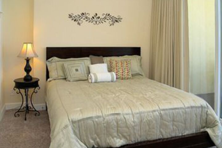 Room 13 of 29