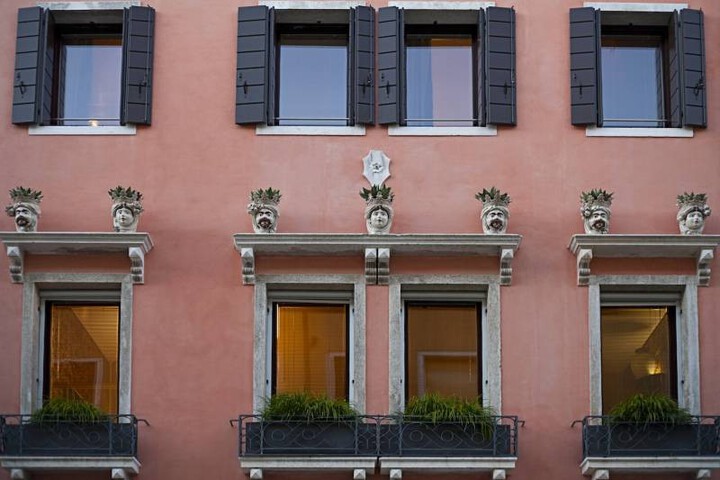 PALAZZETTO 113