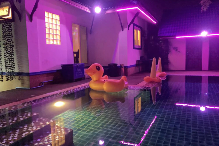 Baan Blue House