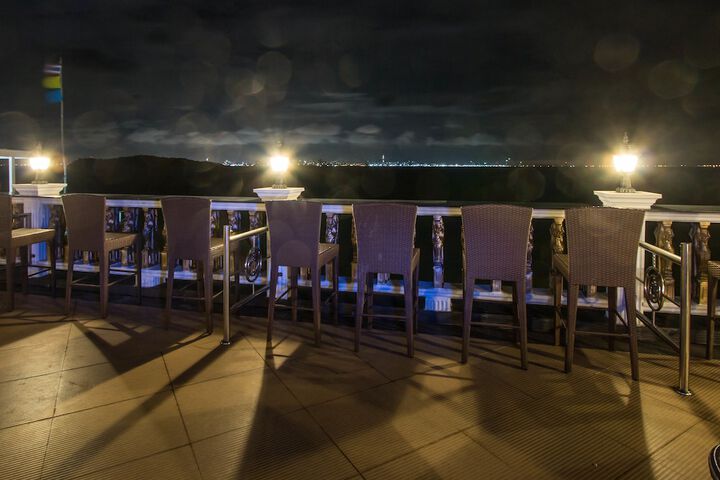 Terrace/Patio 25 of 30