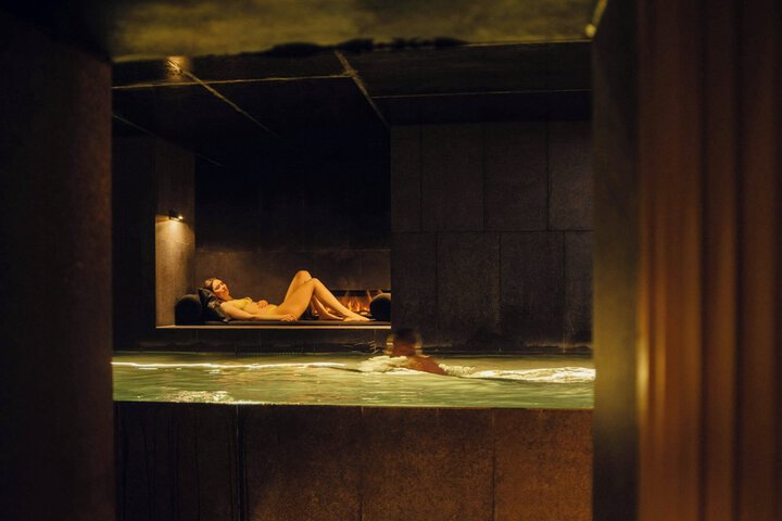 Pool 204 of 313