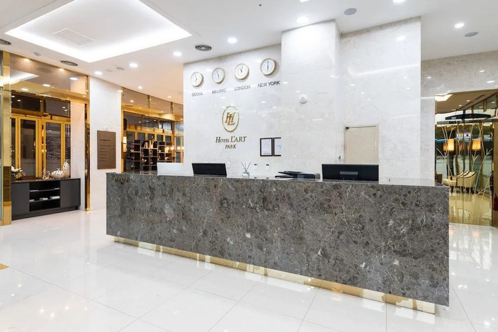 HOTEL LARTPARK