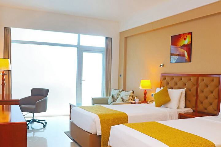 Room 40 of 89