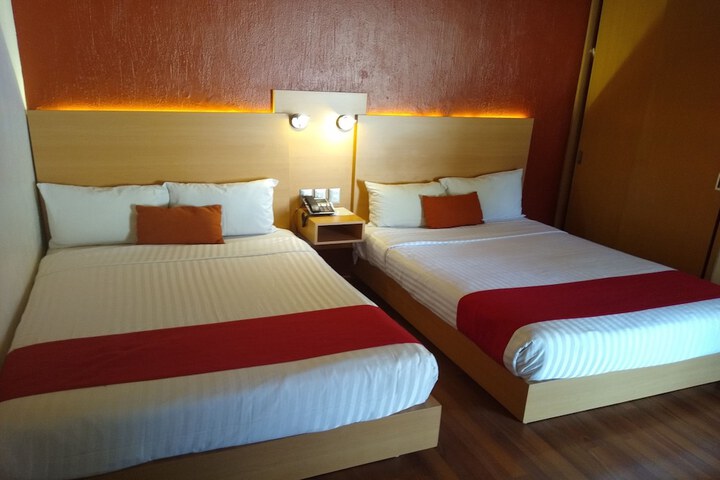 Room 14 of 35