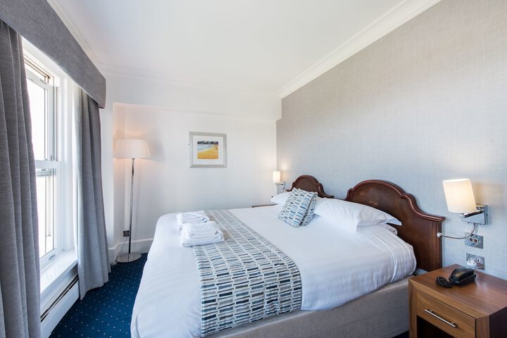 Room 34 of 71