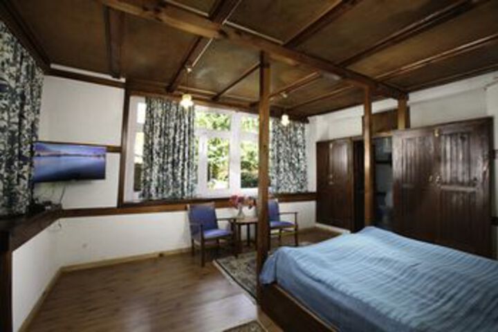 Room 22 of 40