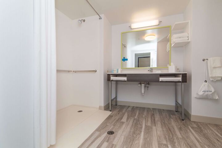 Bathroom shower