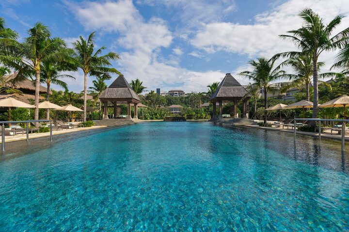 Pool 108 of 259