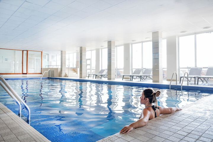 Pools & Facilities
