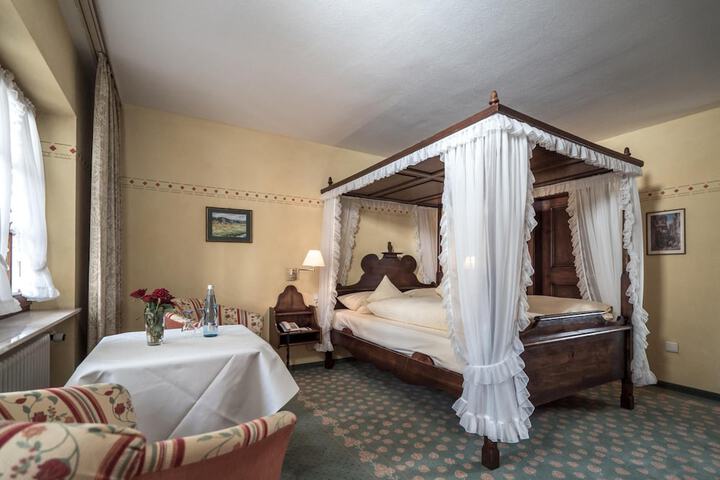 Room 14 of 59