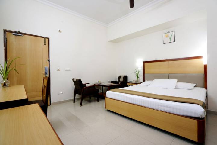 Room 7 of 41