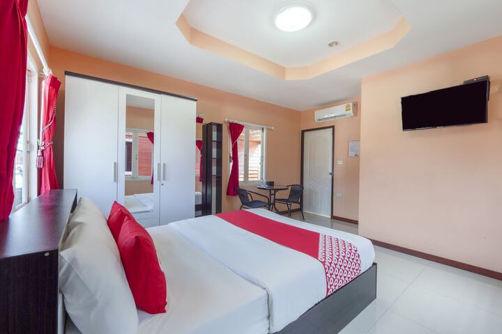Room 8 of 23