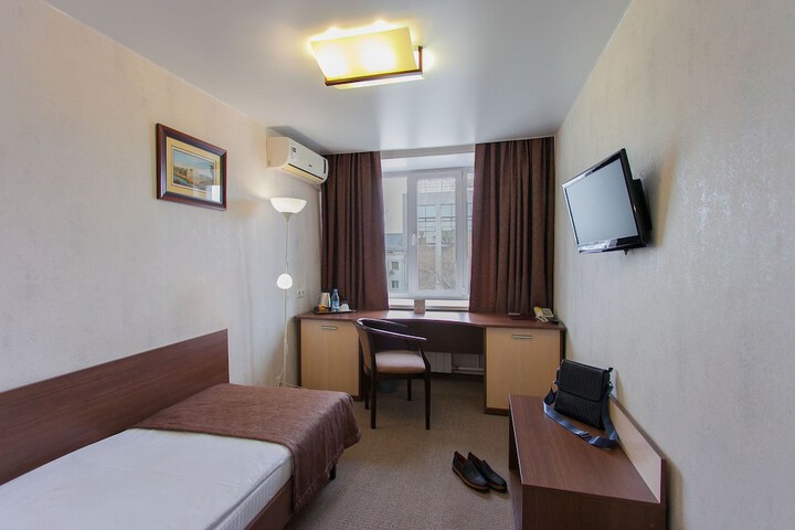 Room 15 of 31