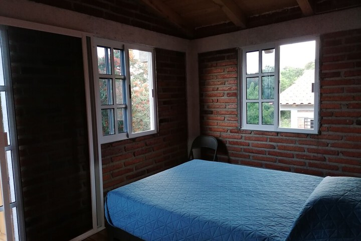 Room 3 of 44