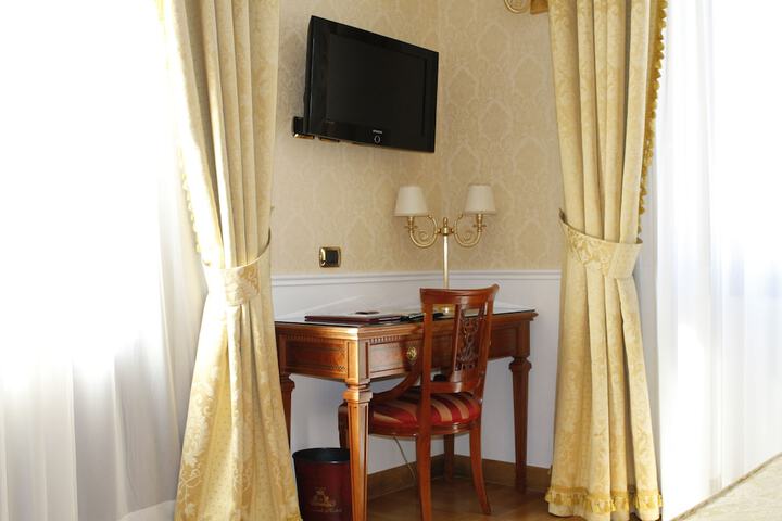 Room amenity