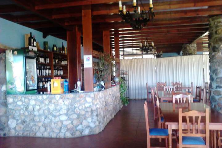 Dining 26 of 42