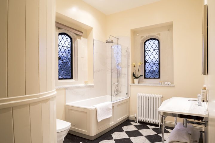 Clean Restrooms