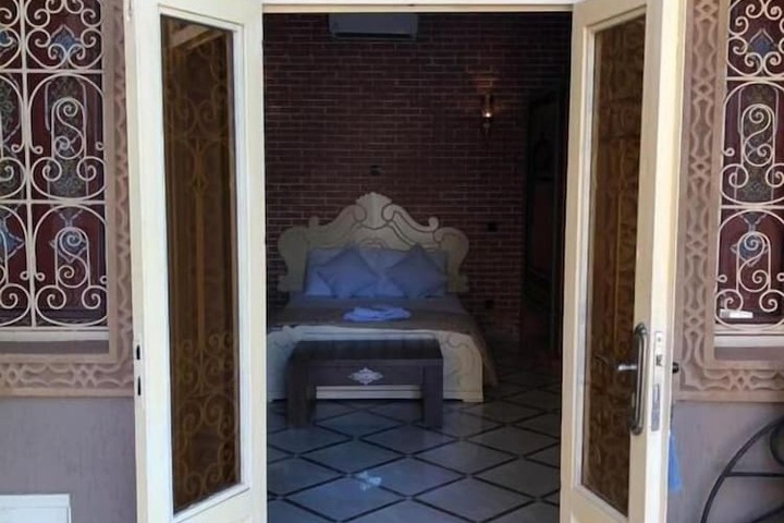 Room 29 of 96