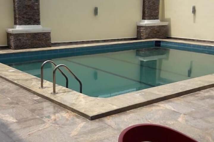 Pool 17 of 38