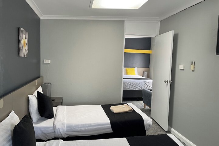 Room 49 of 78