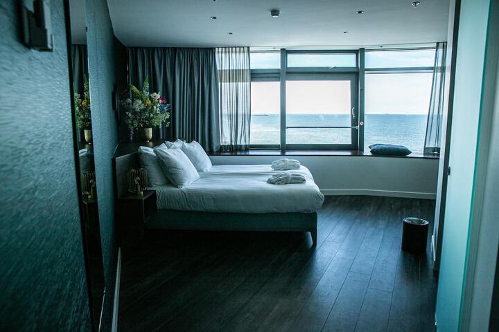 Room 8 of 46