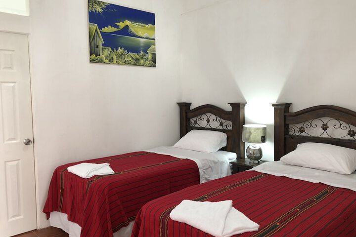 Room 5 of 81