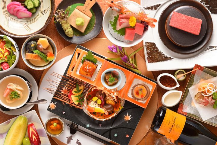 Dining Photos