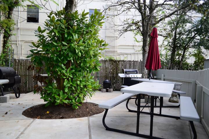 BBQ/picnic area