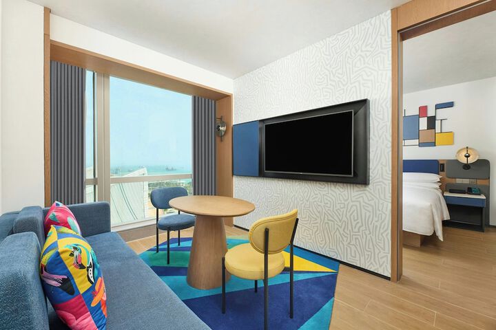 Room 15 of 30