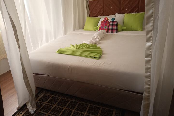 Room 7 of 26