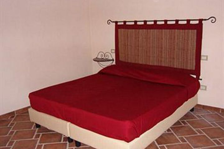 Room 24 of 70