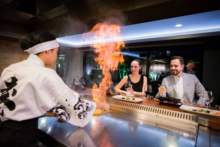 Dining 90 of 133