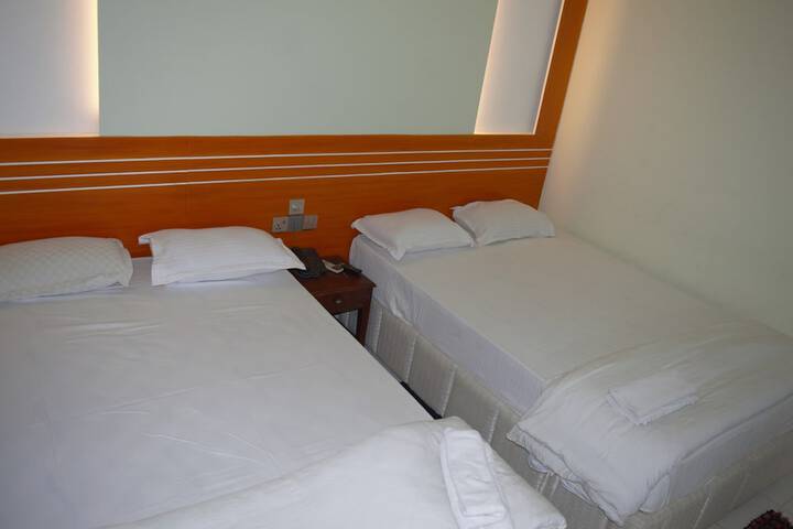Room 9 of 24