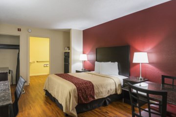 Suite 11 of 47
