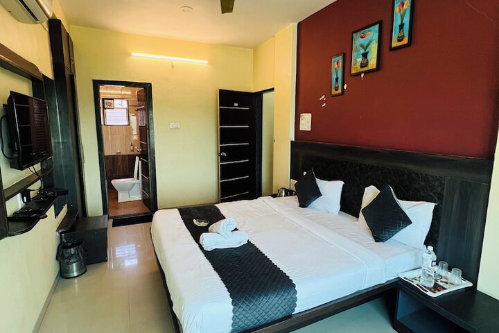 Room 17 of 44
